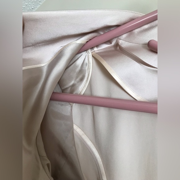 Blush satin blazer 🌸 - Picture 4 of 6